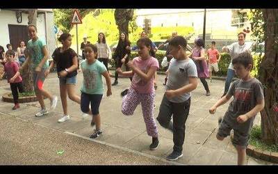 Gerriak ederki astindu dituzte zumba saioan