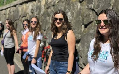 Maltzagan ere debagoiendar ugari kateari ekiteko gertu