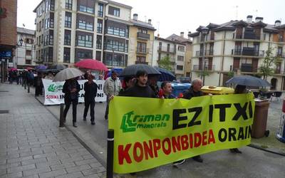 Trimanendako alternatiba dagoela ziurtatu dute langileek