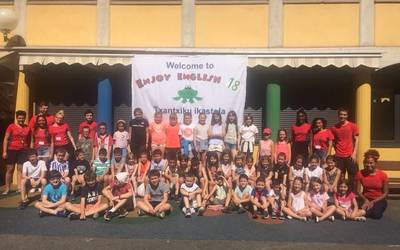 Aurten ere antolatu du Enjoy English ekimena Txantxiku Ikastolak