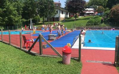 Amerikar futbol talde bat Aian izan da