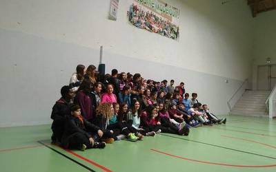 Hazparnen igaro dute eguna Urola Ikastolako hainbat ikaslek