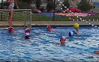Animatu hurrengo ostegunean waterpoloan aritzera!
