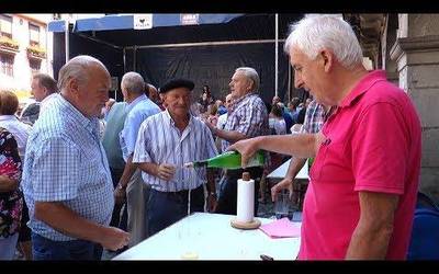 Jana eta edana ez da faltatu Karmen jaietan