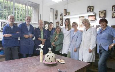 Buztinzale zeramika elkarteak erakusketa zabalduko du gaur, Aroztegin