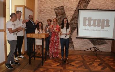 Jaio da 'Ttap', aldizkari digital interaktiboa