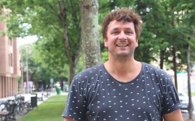 Ritxi Goya: "Emakume baserritarrek daukaten indarra sinestezina da"