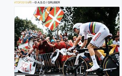 Dumoulin eta zumaiarrak, Tourreko eguneko argazkia