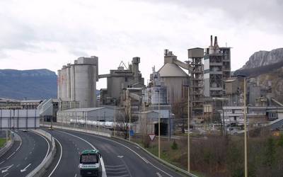 Zementu-fabriketan erraustearen aurkako estatuko plataformen Koordinakundearen VIII. topaketa