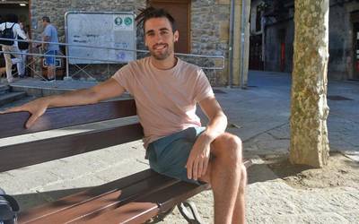 «Ikuskizunean, magia nahasten dut  naizenarekin eta gustatzen zaidanarekin»