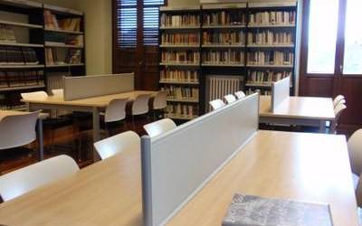 Astelehenetik aurrera, ohiko ordutegian zabalduko da liburutegia