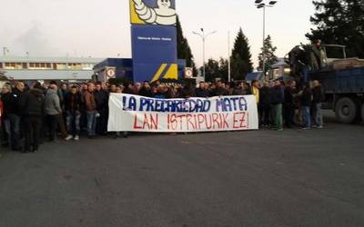 Hil da Michelin enpresan lan istripua izan zuen langilea