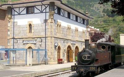 Burdinbidearen Euskal Museoan euskarazko zerbitzua aldarrikatzeagatik "tratu txarra" jasan zuela salatu du familia batek