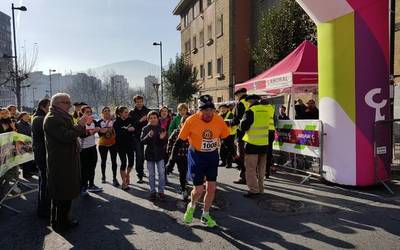 Fortunato Vencedor korrikalariak Ibiltarien Saria irabazi du