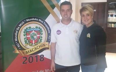 Jaione Otxandorena sunbildarrak eta Timoteo Etxeberriak Munduko mus txapelketa irabazi dute Argentinan