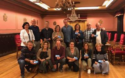 Azpeitiko Udalak presoei ezarritako urruntze politika salatu du