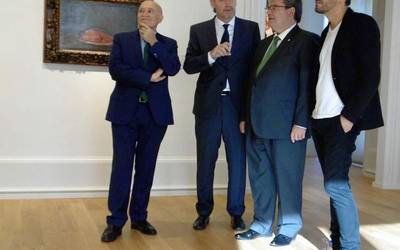 Kirmen Uriberen alfabetoak zabaldu dau barriro Arte Eder Museoa