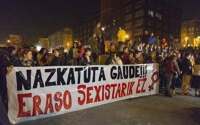 Leioako Halloween-gaueko ustezko bortxatzailearentzat, 9 eta 12 urte arteko espetxe-eskaera