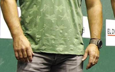 «Udaran ia egunero jokatzen zen Galarretan, eta frontoia beteta»