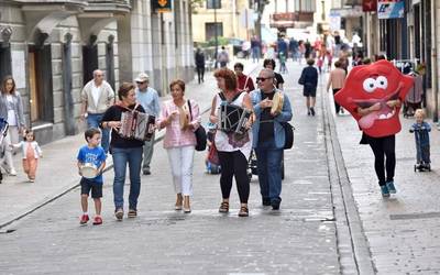 300dik gora herritarrek eman dute jada izena Euskaraldian