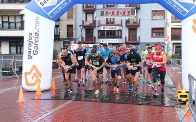 Bizkorra eta berezia izan da I. Soraluze Urban Trail lasterketa