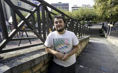 Aitzol Saratxaga, zinemagilea: "Euskal zinema egiten ari gara eta hori oso handia da"
