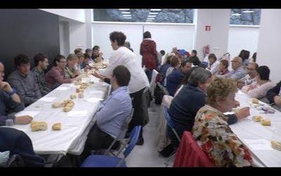 Paella erraldoia Berazubi auzoko bazkarian