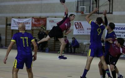 Denboraldiko lehen garaipena lortu ezinka dabil Ford Mugarri: 26-33