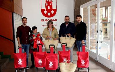 Tokiko komertzioa sustatu eta plastikoen erabilera murrizteko 'Elgoibar Bizi-Bizixa' kanpaina abiarazi du Udalak