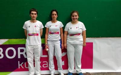 Lau eta erdiko Laboral Kutxa Emakume Master Cup txapelketa martxan dago