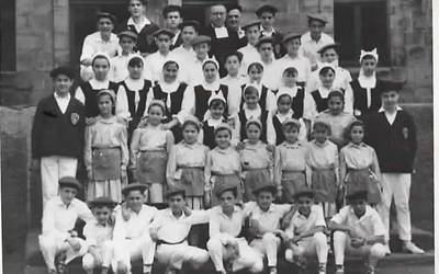 60 urte eragiten
