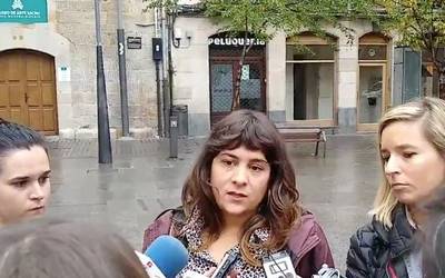 EH Bildu arduratuta agertu da San Frantziskon arrazaren arabera egindako miaketa masiboekin