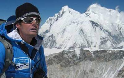 Alberto Iñurrategik ‘Porrotaren alde’ diaporama eskainiko du gaur musika eskolan