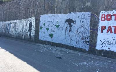 Eguaztenean lagun bat epaituko dute Sopelan muralak egin dituelakoan