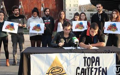 "Euskaratik eta euskaraz aritzera goazen gazteak gara"