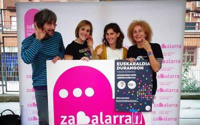 Durangoko Zabalarra eta Landako eskoletako gurasoek elkarlana abiatu dute