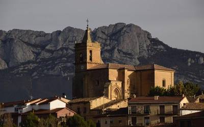 Navaridas: 350 urte bete ditu