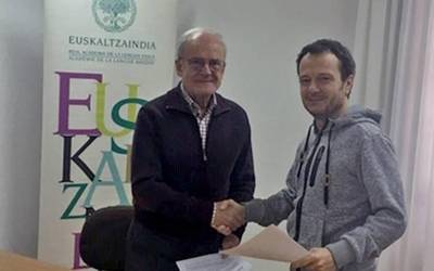 Euskaltzaindiarekin lankidetza hitzarmena sinatu du Euskalerria Irratiak
