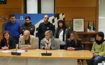 Euskararen aldia “egunero” dela aldarrikatu dute Laudioko Udaleko ordezkari politikoek