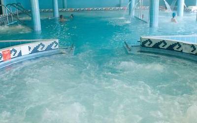 BALEIKE KLUBEKO ZOZKETA: Lagun batentzako bi zirkuitu Zelai talasoterapian
