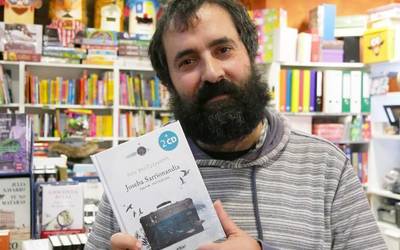 Joseba Sarrionandiaren poemak musikatu dituzte Igor Arzuagak, Andrea Ulloak eta Euskal Herriko zenbait artistek