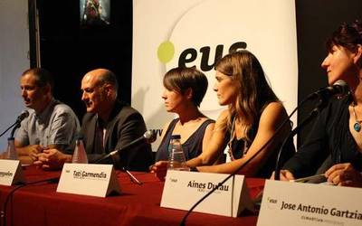 .EUS domeinua %20 hazi da, aurreikuspenak gaindituz