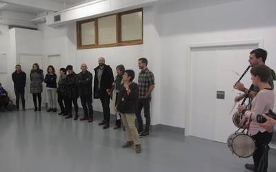 Urgain eskolako sotoa eraberritu dute