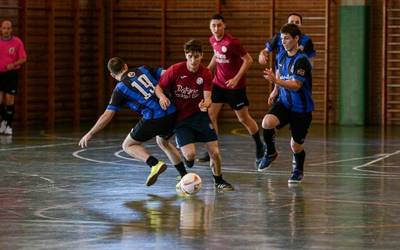 Larunbatean hasiko da areto futboleko herriko txapelketa