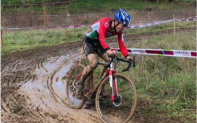 Orbea garaipenetik gertu Oñatiko ziklokrosean