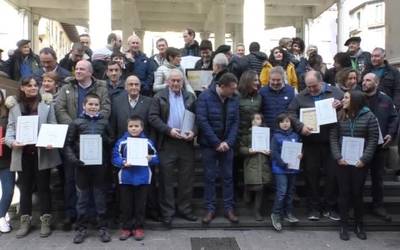 Hotza eta eguzkia Gabonetako azoka berezian