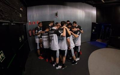 Hamar garaipen hamalau jardunaldietan