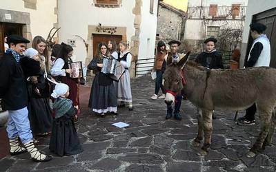 Beintza-Labaienera ere iritsi da Olentzero
