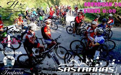 Bizikleta irteerarekin amaituko du urtea Sastrakas taldeak