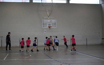 Hasi dira ISBren Gabonetako Saskibaloi Topaketak